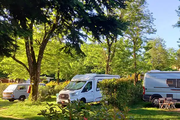 Emplacements de camping à Les Vans en Ardèche