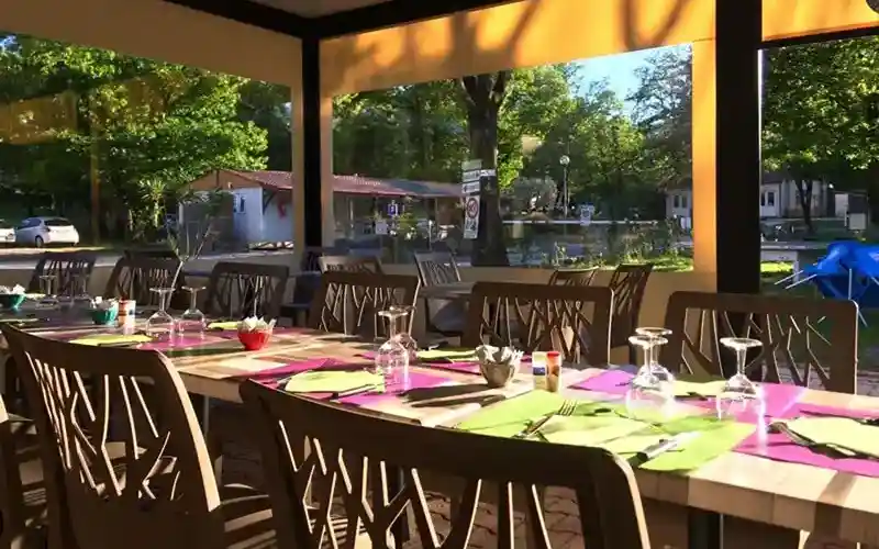sall restaurant Camping Les Vans